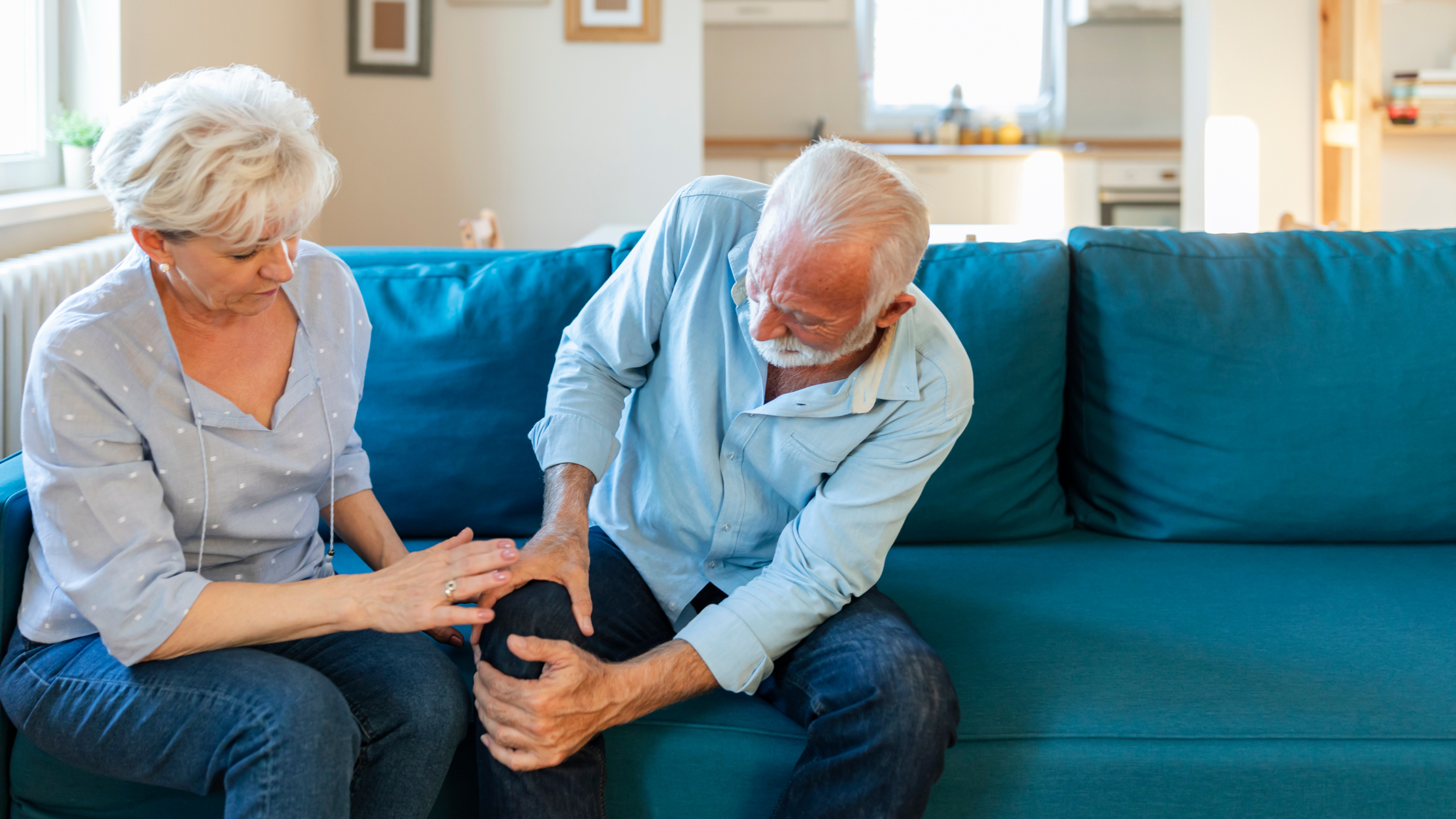 man with different arthritis stages